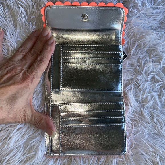 Betsy Johnson make up toiletry bag and small orange short wallet - Picture 6 of 8